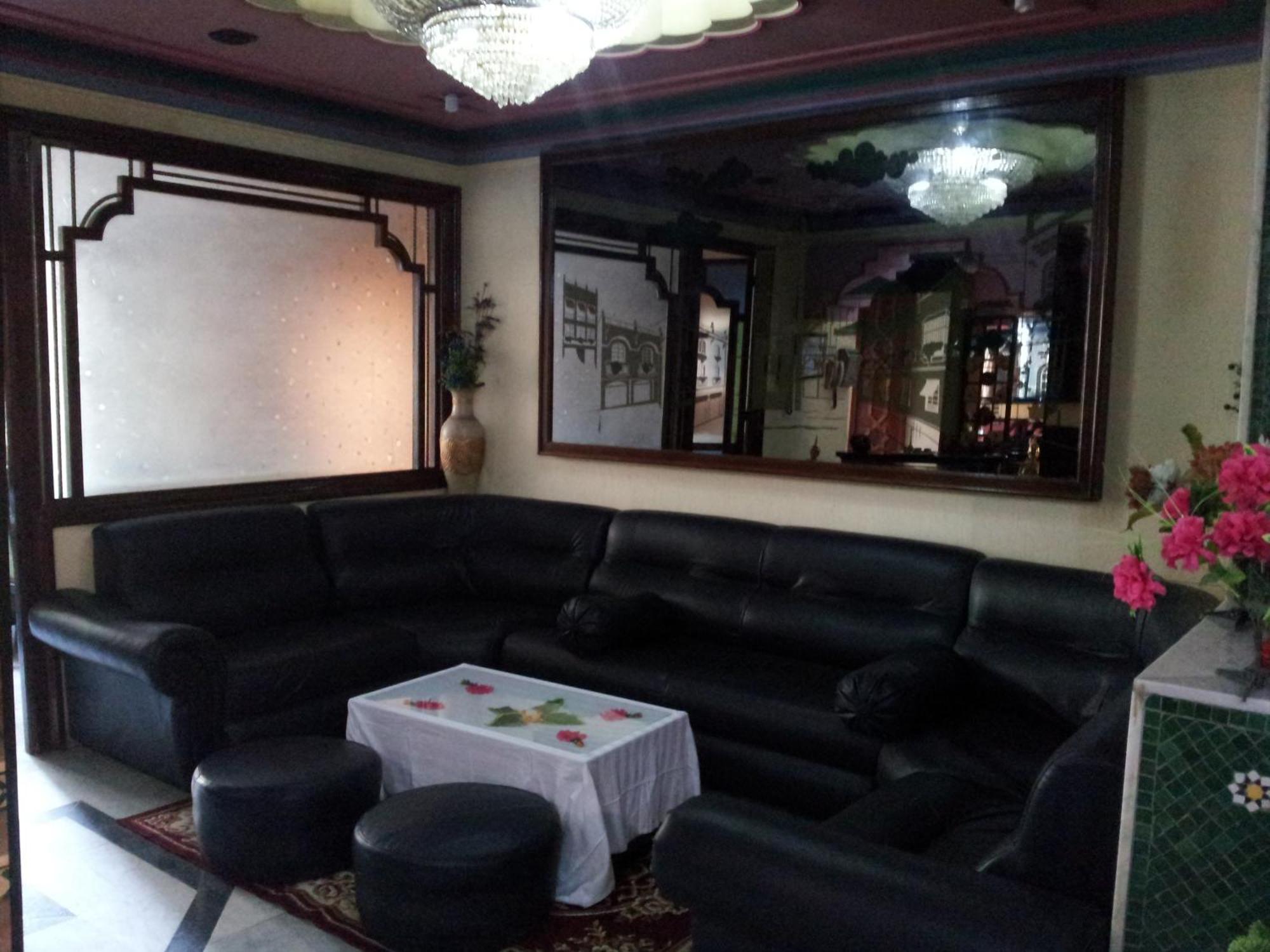 Hotel La Giralda Nador Extérieur photo