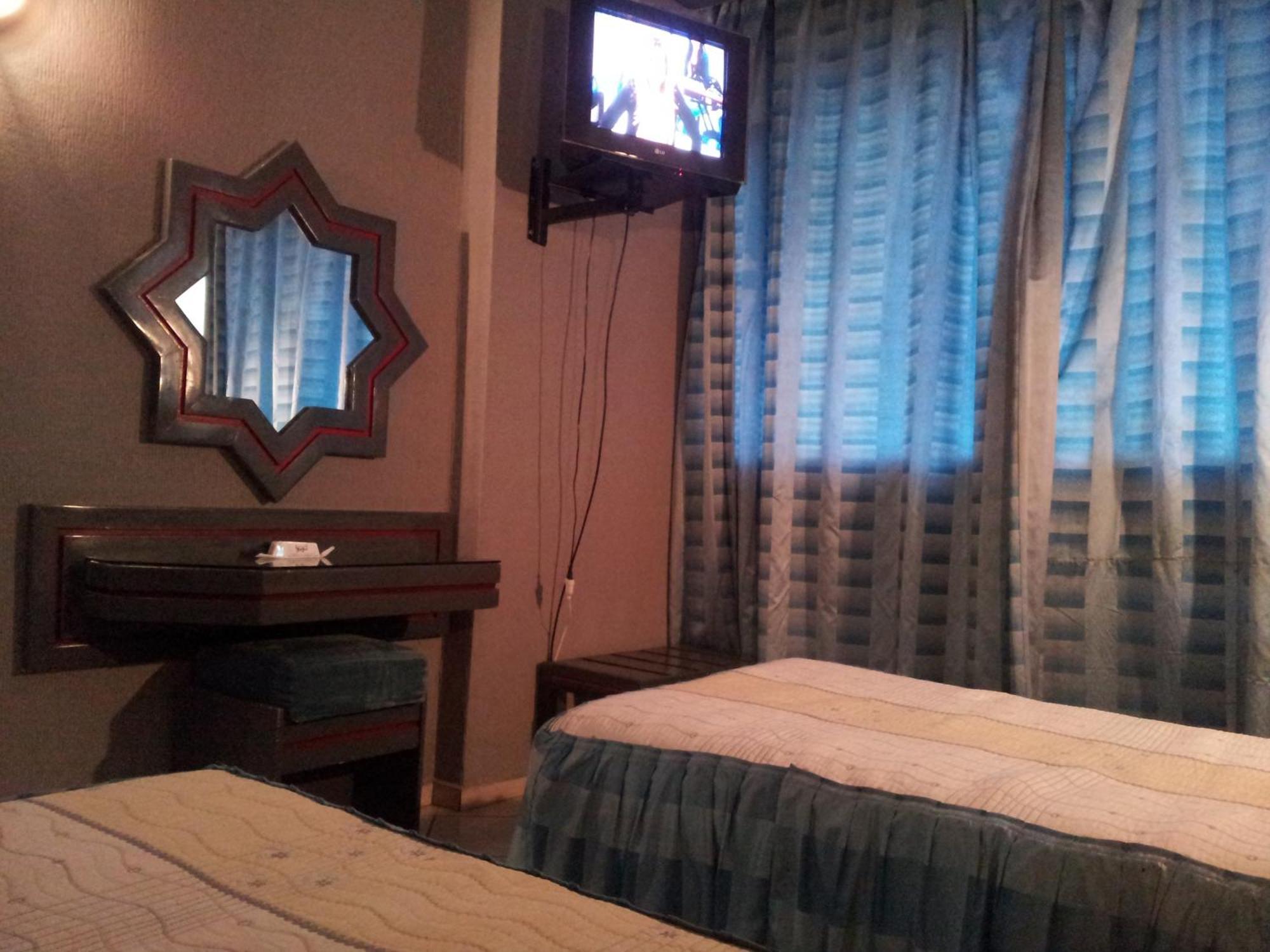 Hotel La Giralda Nador Extérieur photo