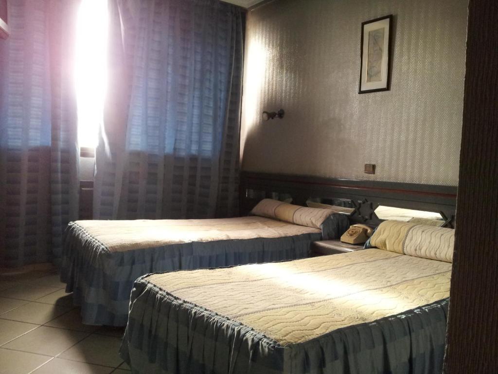 Hotel La Giralda Nador Extérieur photo